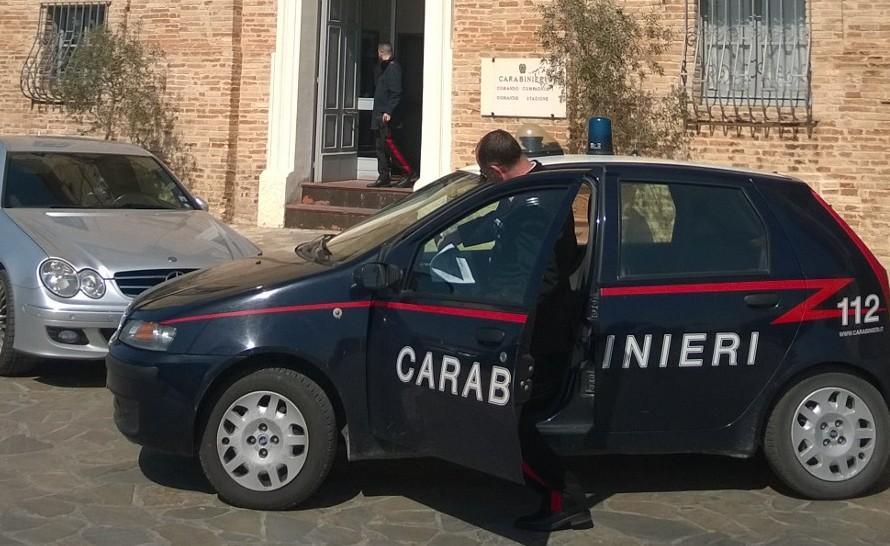 Voghera, aggredito nel seminterrato di casa: 52enne finisce all