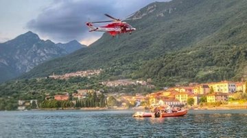 Abbadia Lariana, giovane di 25 anni annega nel lago di Como