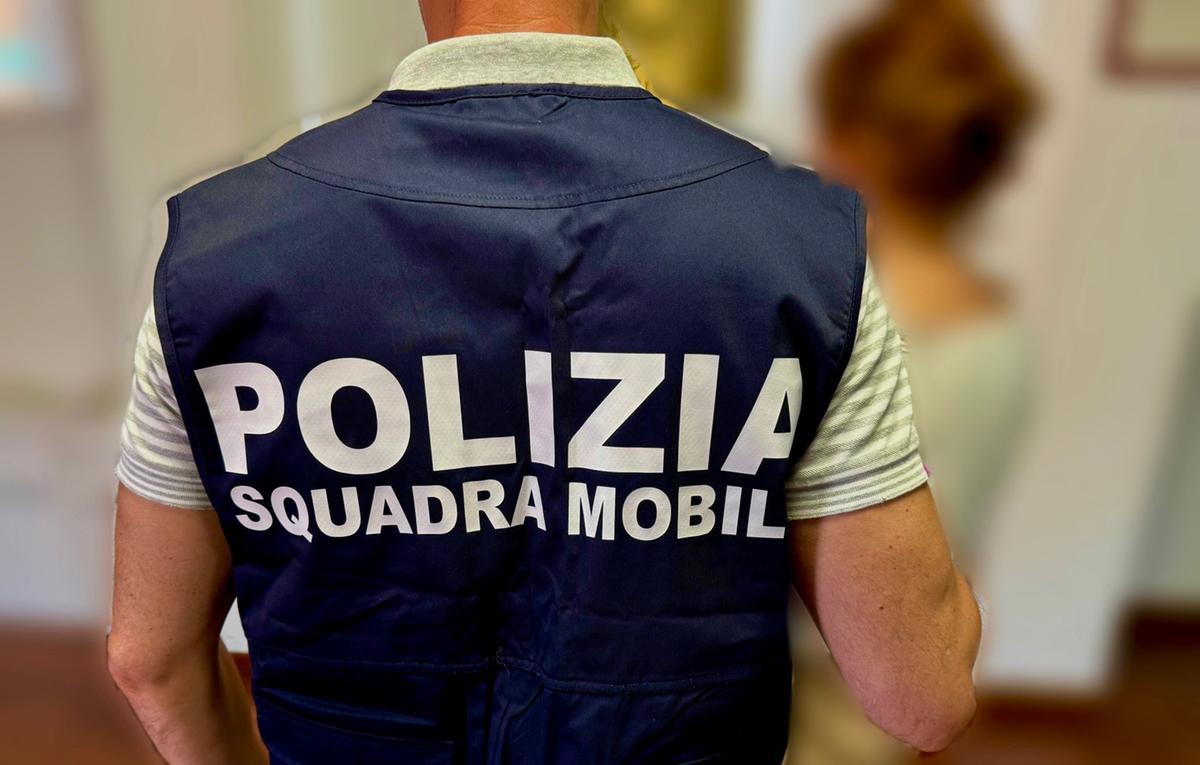 comasco allontanato per maltrattamenti ignora il divieto e va a casa dell ex scattano le manette