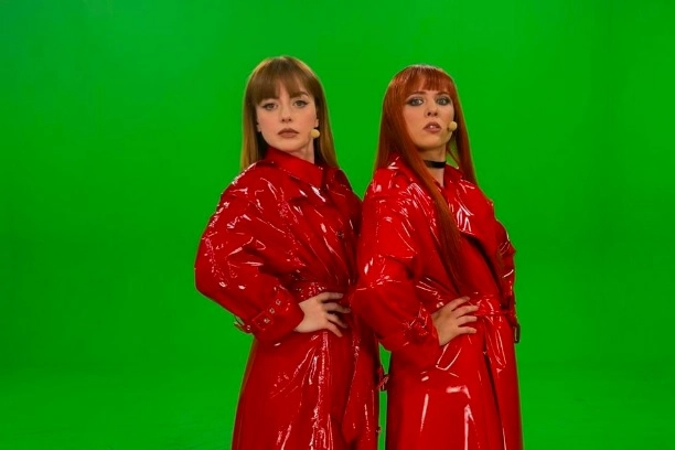 Annalisa con "Annalaisa" (Brenda Lodigiani) (Instagram @naliannalisa)