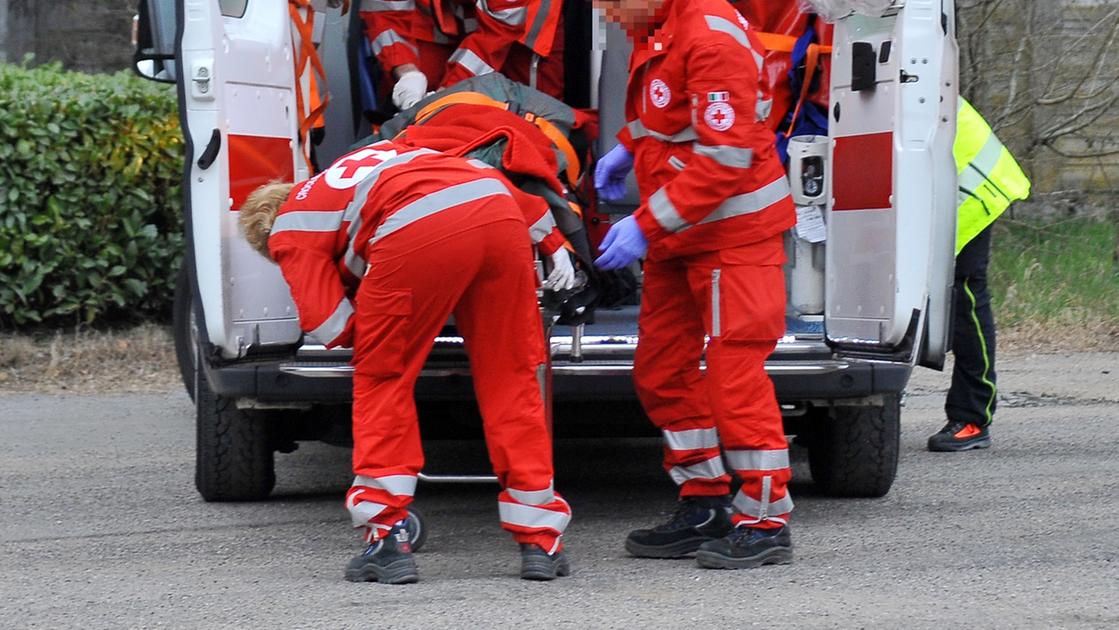 Cividate Camuno, frontale tra auto e bisarca: morto 63enne sulla statale del Tonale Cividate Camuno, frontale tra auto e bisarca: morto 63enne sulla statale del Tonale