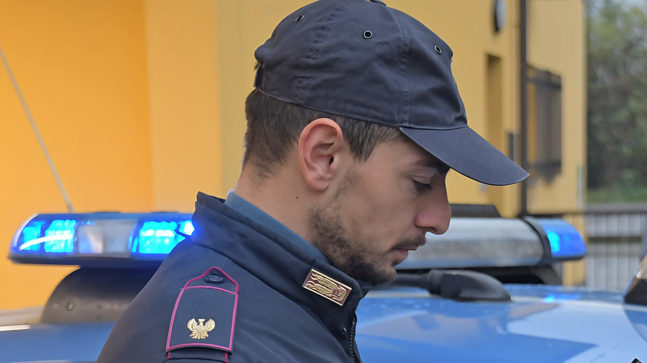 Agenti della Squadra Mobile di Pavia hanno notificato l’atto al 40enne