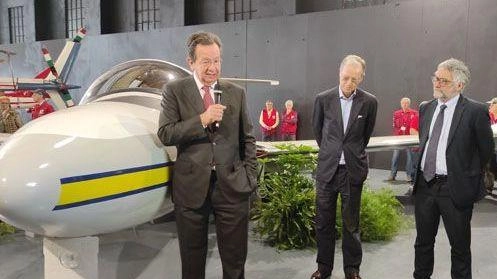 Il jet Ms 760 Paris I donato dal presidente d Neos Lupo Rattazzi: un raro esemplare a impreziosire la collezione del Museo Volandia Il jet Ms 760 Paris I donato dal presidente d Neos Lupo Rattazzi: un raro esemplare a impreziosire la collezione del Museo Volandia