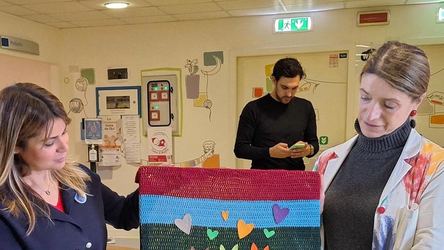 Uno dei quadrotti realizzati da Indaco Donna che hanno contribuito al dono della ludocarrozzina Uno dei quadrotti realizzati da Indaco Donna che hanno contribuito al dono della ludocarrozzina