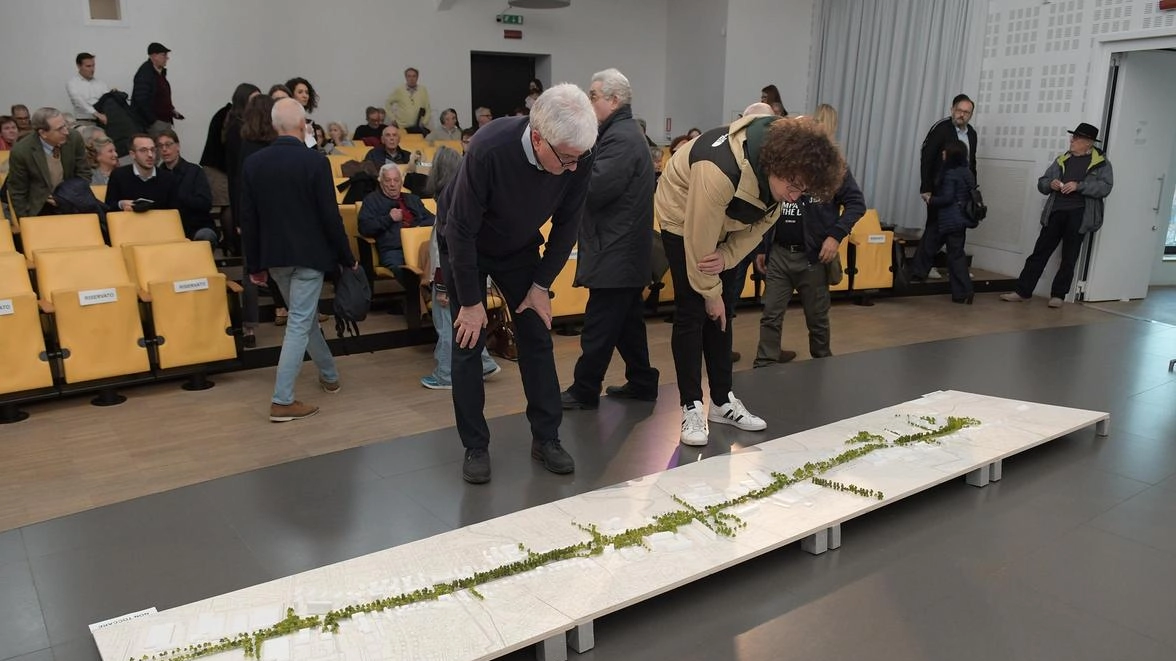 Paolo Micheli ha presentato il progetto «Chilometro verde della Cassanese» all’ incontro-dibattito con i rappresentanti delle istituzioni da tutto il mondo Paolo Micheli ha presentato il progetto «Chilometro verde della Cassanese» all’ incontro-dibattito con i rappresentanti delle istituzioni da tutto il mondo