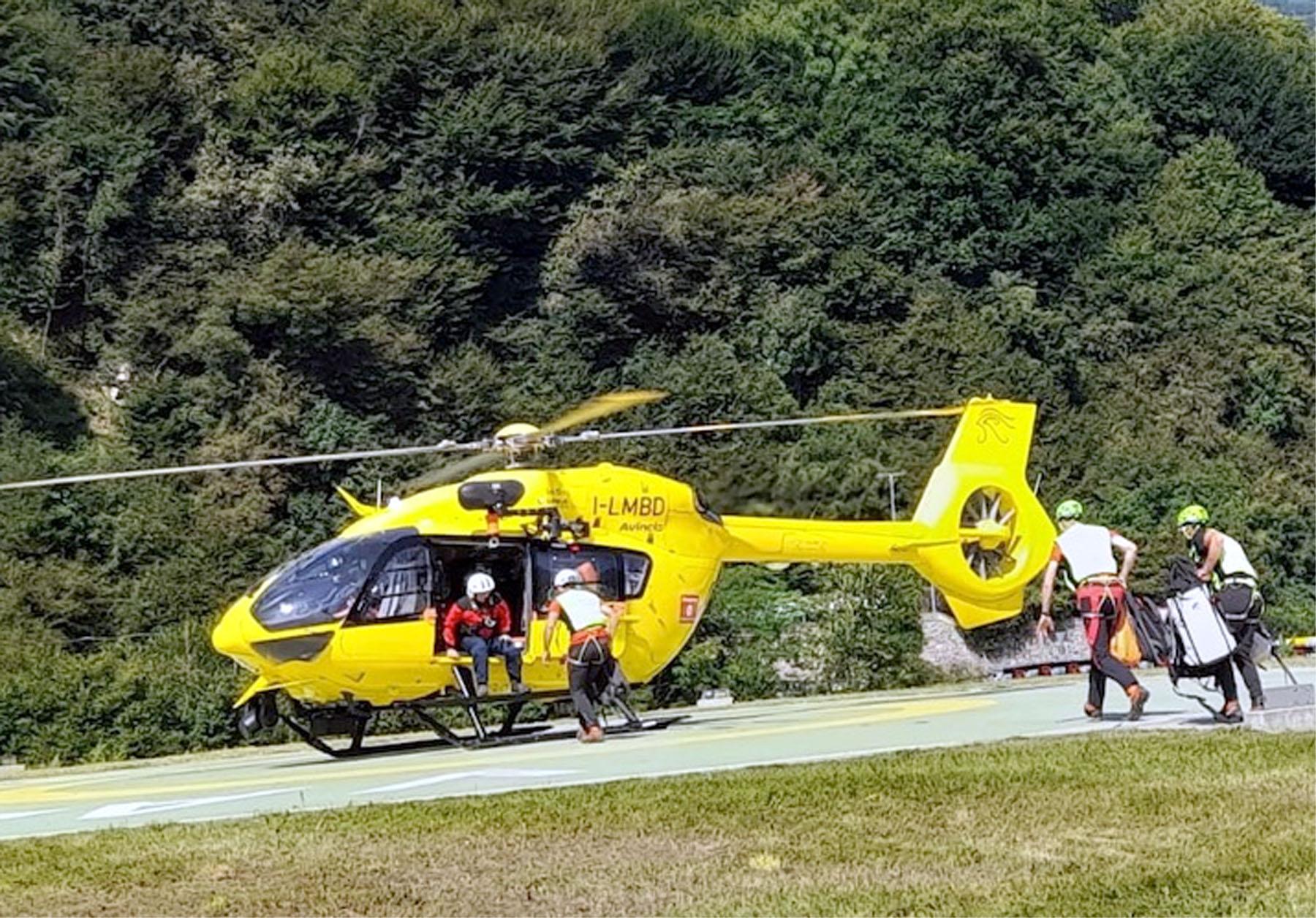 Cede l’anello di ancoraggio: Gianluigi Federici morto dopo un volo di 15 metri Cede l’anello di ancoraggio: Gianluigi Federici morto dopo un volo di 15 metri