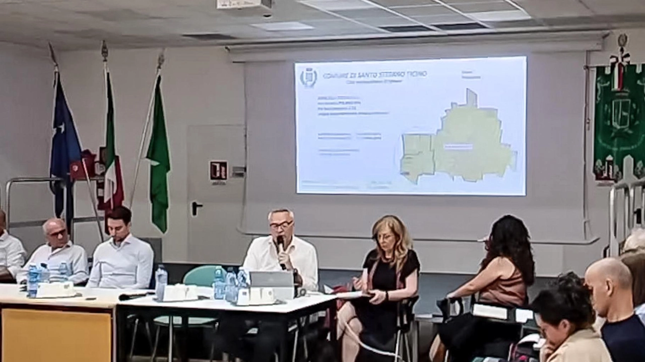 Le perplessità sul mega impianto fotovoltaico sono emerse anche nel corso del Consiglio comunale Le perplessità sul mega impianto fotovoltaico sono emerse anche nel corso del Consiglio comunale