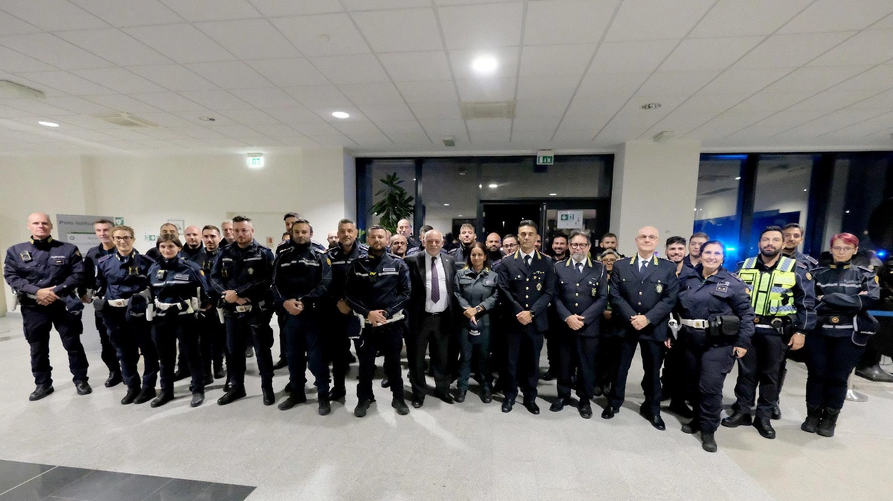 Mentre il sindaco Daniel Siccardi annuncia la fine della partecipazione alla Convenzione Provincia e Comuni si organizzano per fare squadra Mentre il sindaco Daniel Siccardi annuncia la fine della partecipazione alla Convenzione Provincia e Comuni si organizzano per fare squadra
