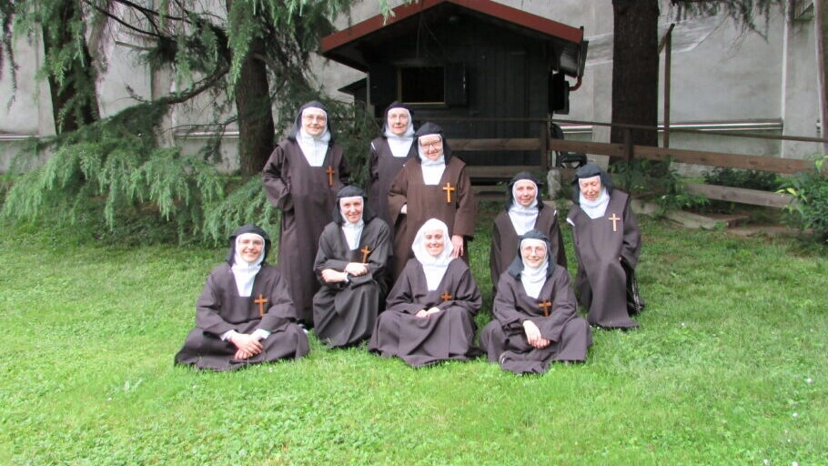 Nel monastero di via Marcantonio Colonna oggi vivono otto suore come alle origini