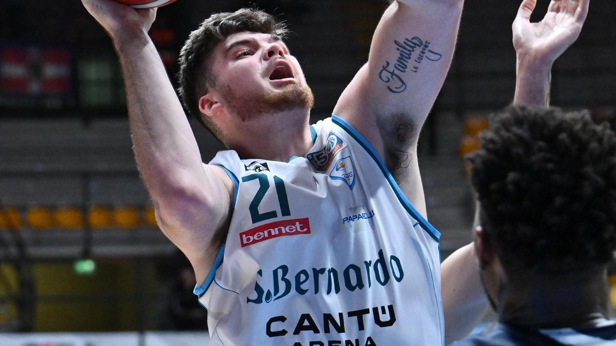 Sorridono le lombarde nella domenica della 12^ giornata di A2. Vince Cantù a casa di Forlì per 71-76 con 25... Sorridono le lombarde nella domenica della 12^ giornata di A2. Vince Cantù a casa di Forlì per 71-76 con 25...