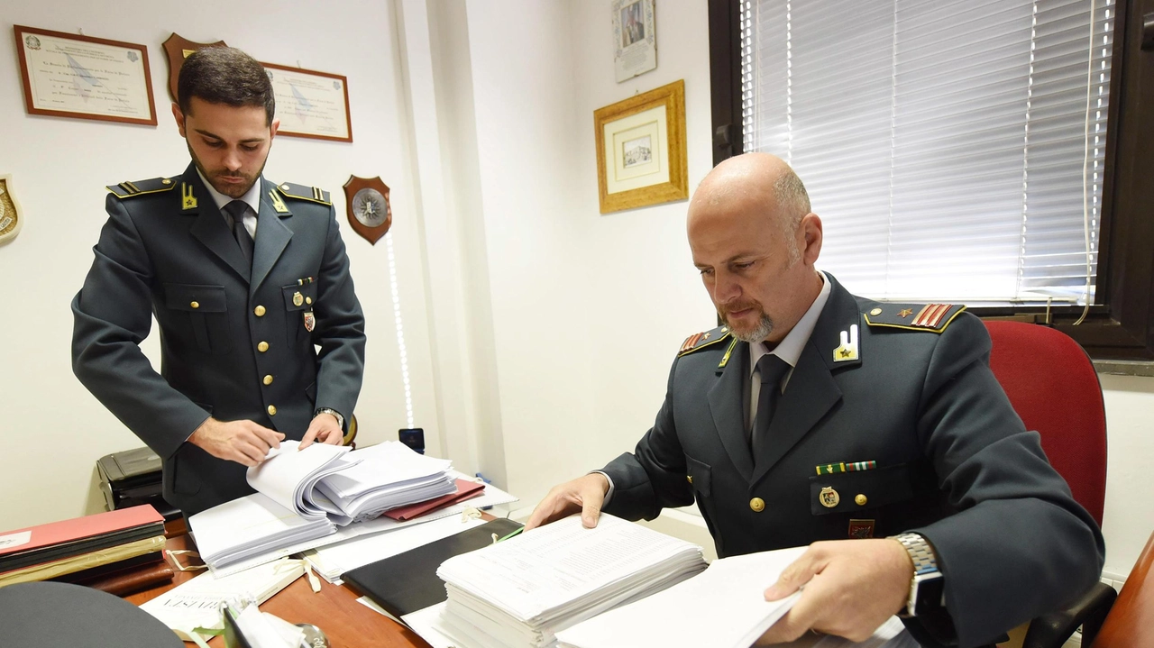 Indagini della Guardia di finanza Indagini della Guardia di finanza