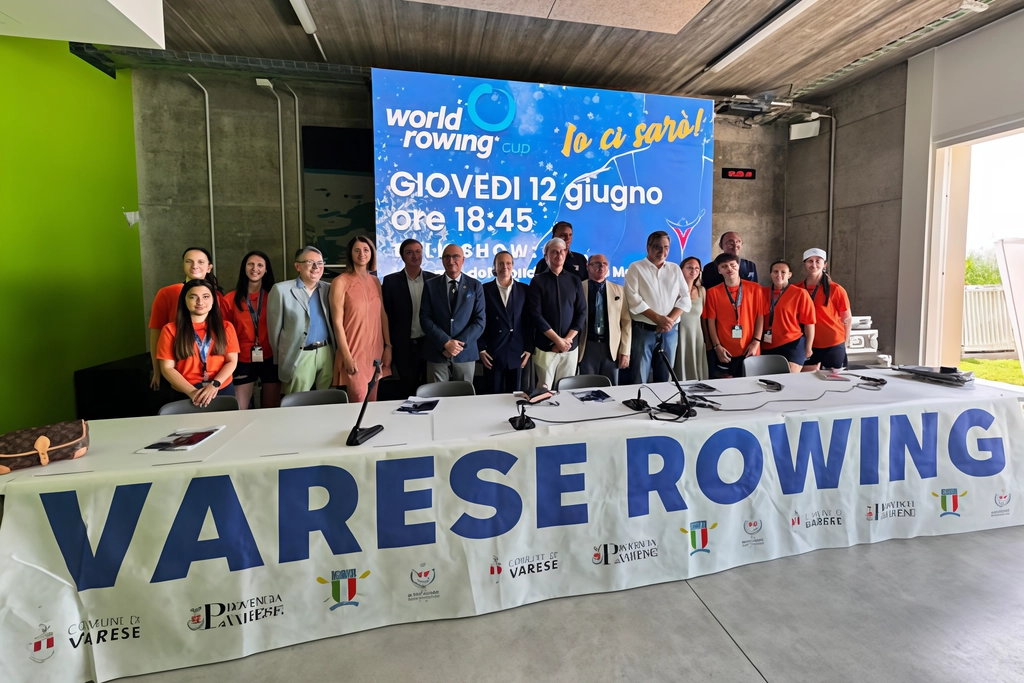 La presentazione, lo scorso giugno, della World Rowing Cup, la Coppa del Mondo, a Varese