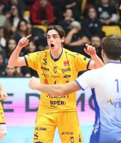 Tra mercato e campagna abbonamenti. L’esperto Di Martino, l’astro nascente Barbanti. Allianz in versione Superlega ed Europa