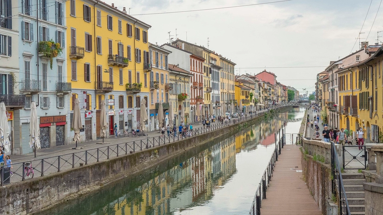 L'episodio si è verificato nei pressi della Darsena L'episodio si è verificato nei pressi della Darsena