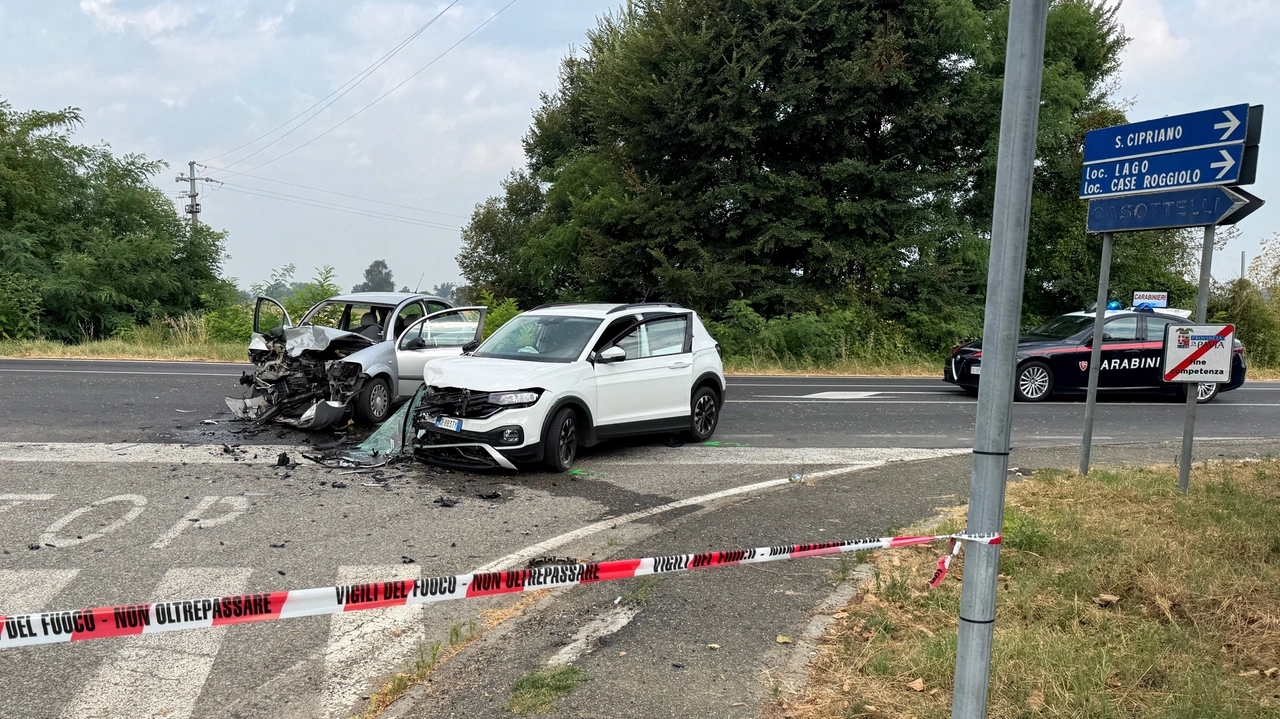 L'incidente mortale di questa mattina ad Albaredo, in provincia di Pavia (foto Torres) L'incidente mortale di questa mattina ad Albaredo, in provincia di Pavia (foto Torres)