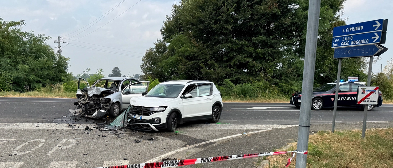 Schianto frontale a Campospinoso: muore donna di 62 anni di Broni
