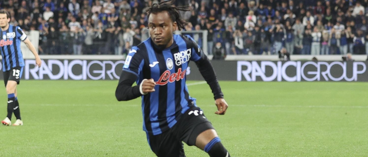 Lookman, l’Inter riflette. Il rilancio è in stand-by