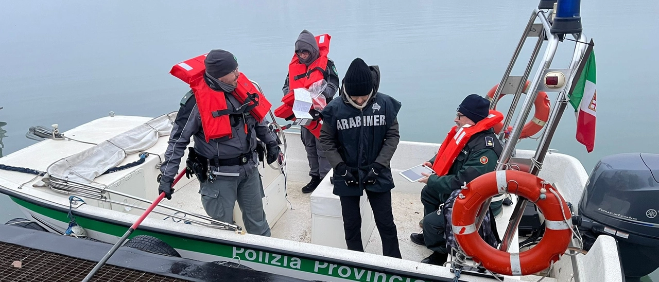 Maxi blitz lungo il fiume Po: controlli, barche e droni per fermare bracconaggio e abusi