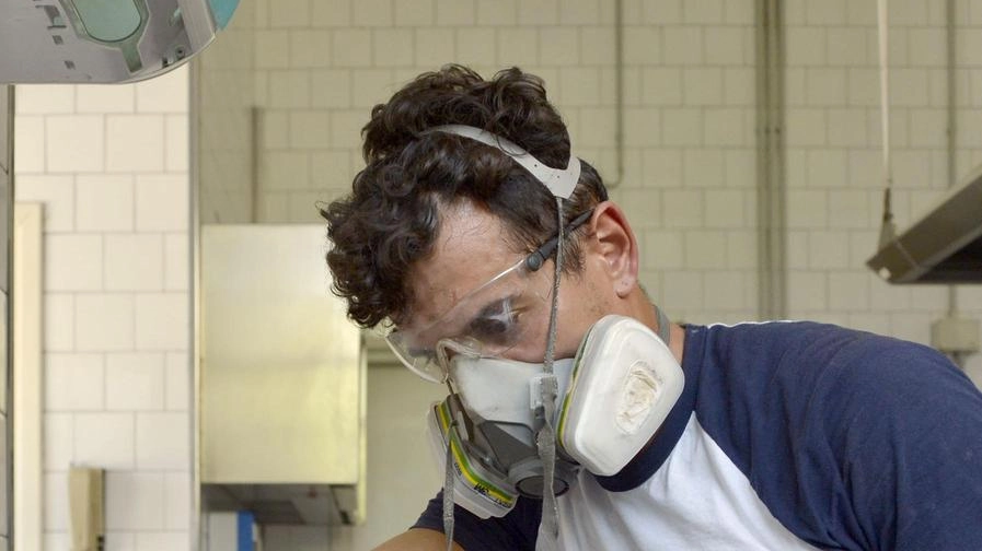 Un test per la legionella (non effettuato in via Rizzoli 73-87)
