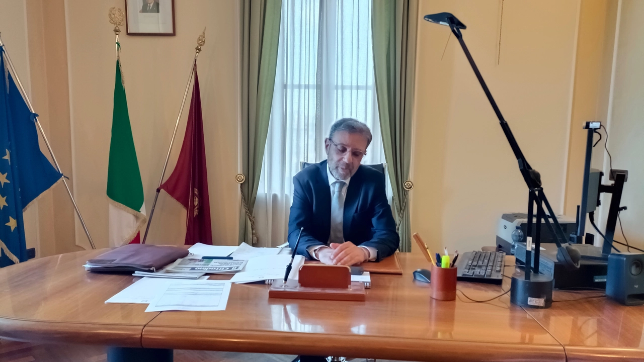 Il questore di Lodi Pio Russo che ha emesso il provvedimento Il questore di Lodi Pio Russo che ha emesso il provvedimento