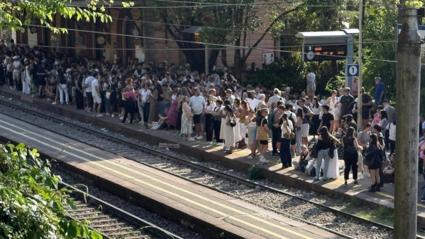 La calca in stazione a Varemma