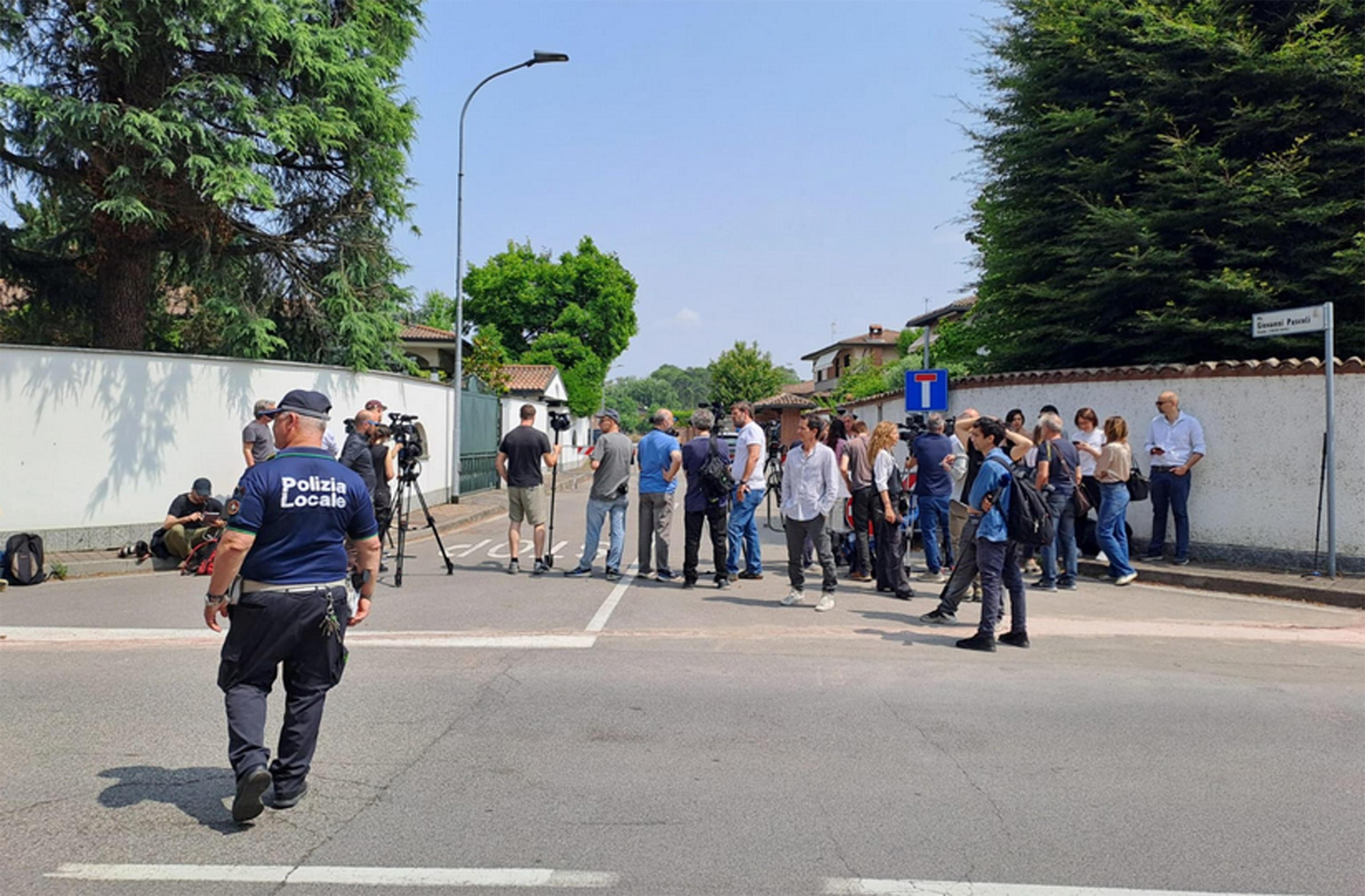 delitto di garlasco ricostruita la scena del crimine con droni e laser la procura insiste era presente pi249 di una persona
