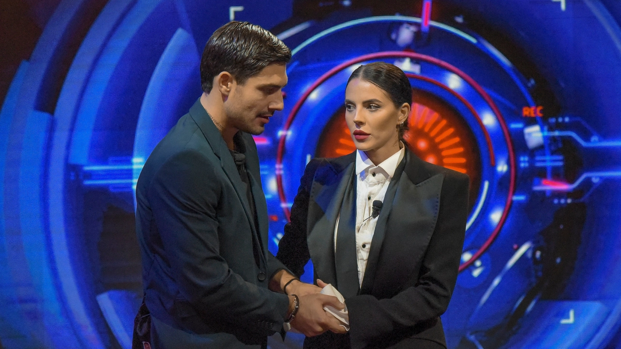 Lorenzo Spolverato e Shaila gatta nella Casa del Grande Fratello (foto ufficio stampa Mediaset) Lorenzo Spolverato e Shaila gatta nella Casa del Grande Fratello (foto ufficio stampa Mediaset)