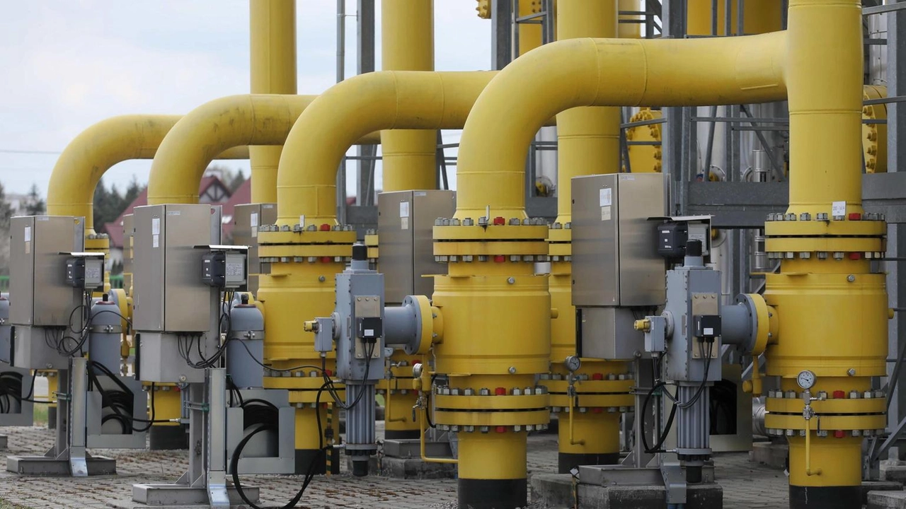 Il gas parte in calo (-2,8%) a 54 euro al Megawattora