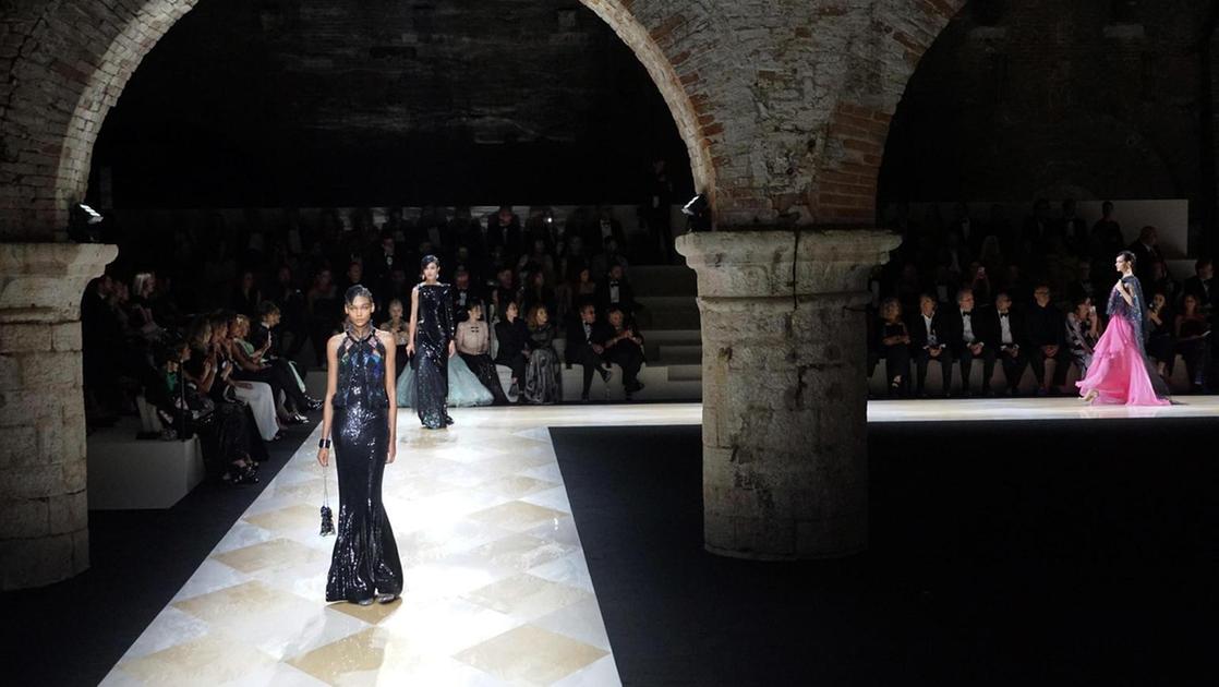 giorgio armani arriva la sanzione del garante per 8216pubblicit224 ingannevole8217 faremo ricorso al tar