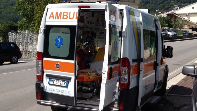 Sul posto sono arrivate un'auto medica e due ambulanze da Lissone e Desio