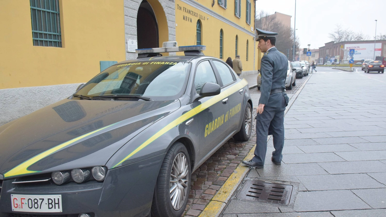 I rapinatori si sono spacciati come finti operatori della guardia di finanza: uno dei banditi è un boss di Mazzano, nel bresciano
