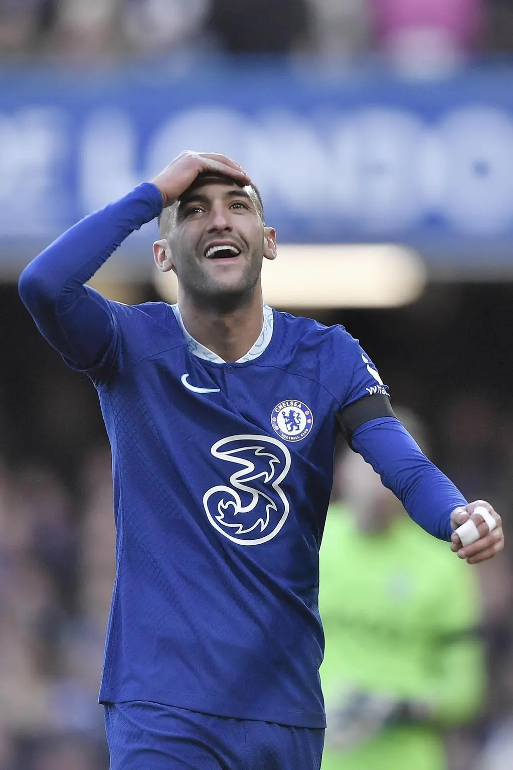QUI COMO. Fabregas medita un colpo a sorpresa. Nel mirino dei lariani lo svincolato Ziyech