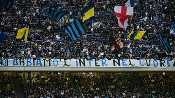Inchiesta curve: il gestore dei parking intorno allo stadio pagava la “tassa della tranquillità” agli ultras