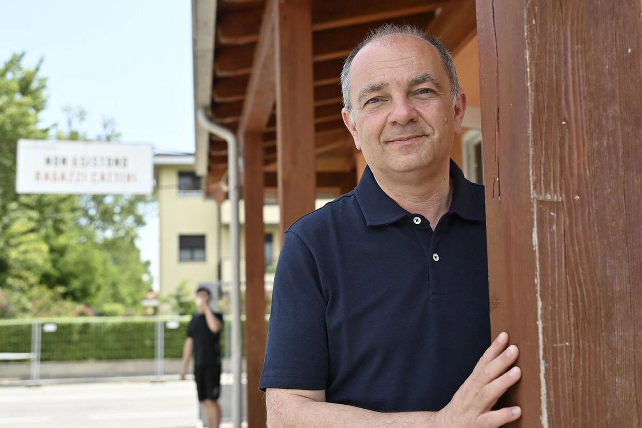 "È un ragazzo educato bene". Don Burgio racconta i colloqui con Riccardo