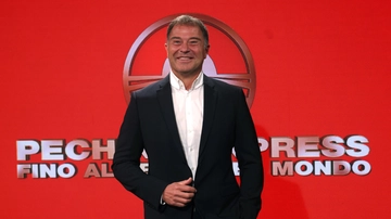 Antonio Rossi vincitore a Pechino Express 2025: il campione olimpico prestato alla politica non smette di trionfare
