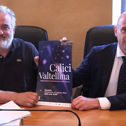 Sondrio, degustare del buon vino valtellinese con il naso all’insù