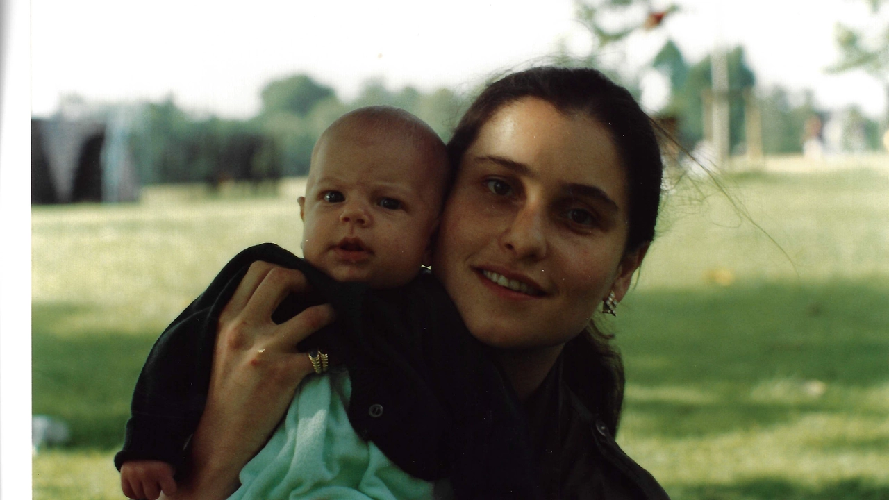 Antonia Salzano con il figlio Carlo Acutis, ancora piccolo Antonia Salzano con il figlio Carlo Acutis, ancora piccolo