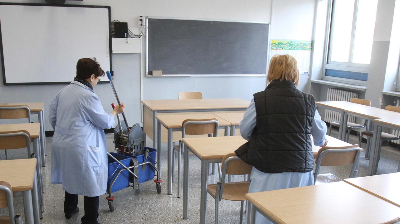 Garantire la sicurezza degli edifici e di conseguenza la protezione della popolazione scolastica è al primo posto nel calendario... Garantire la sicurezza degli edifici e di conseguenza la protezione della popolazione scolastica è al primo posto nel calendario...