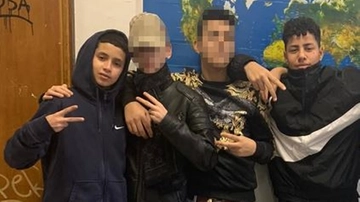 Momo e Ramy, figli del Corvetto e amici fin da bambini: uniti dallo stesso tragico destino. Morti a pochi mesi (e metri) di distanza