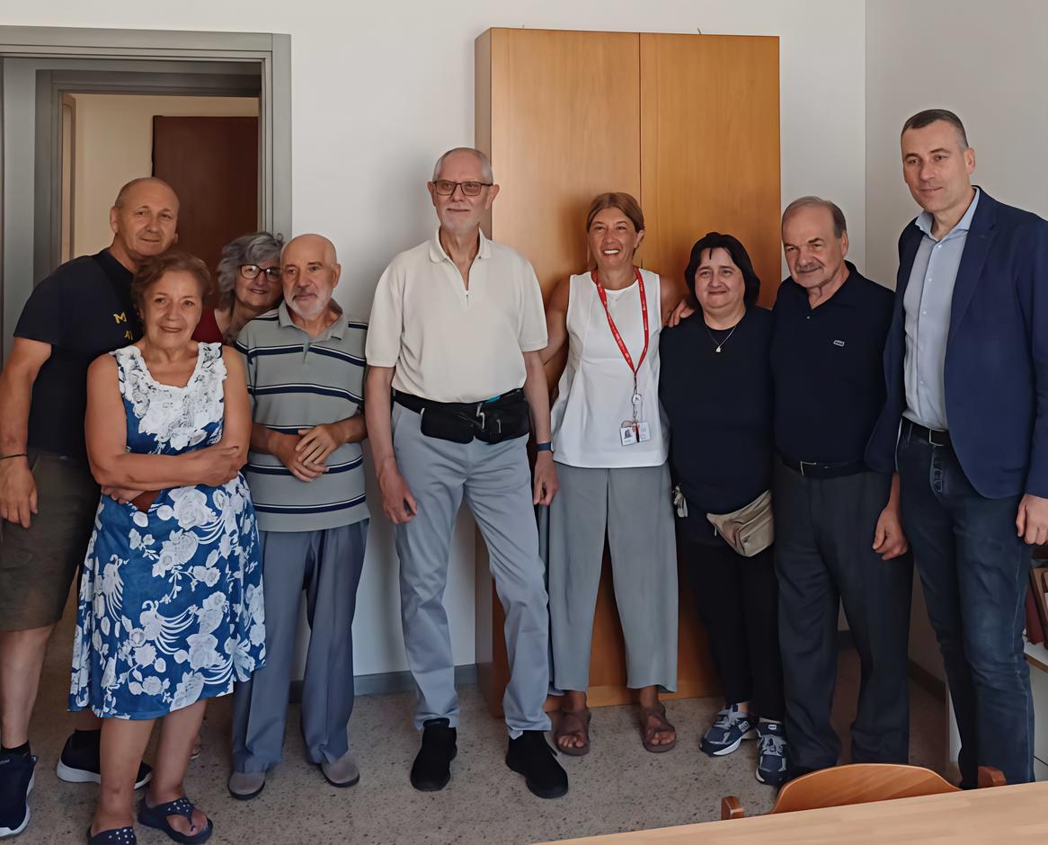 Il presidio di salute a Cologno. "Per un vero welfare di comunità" Il presidio di salute a Cologno. "Per un vero welfare di comunità"