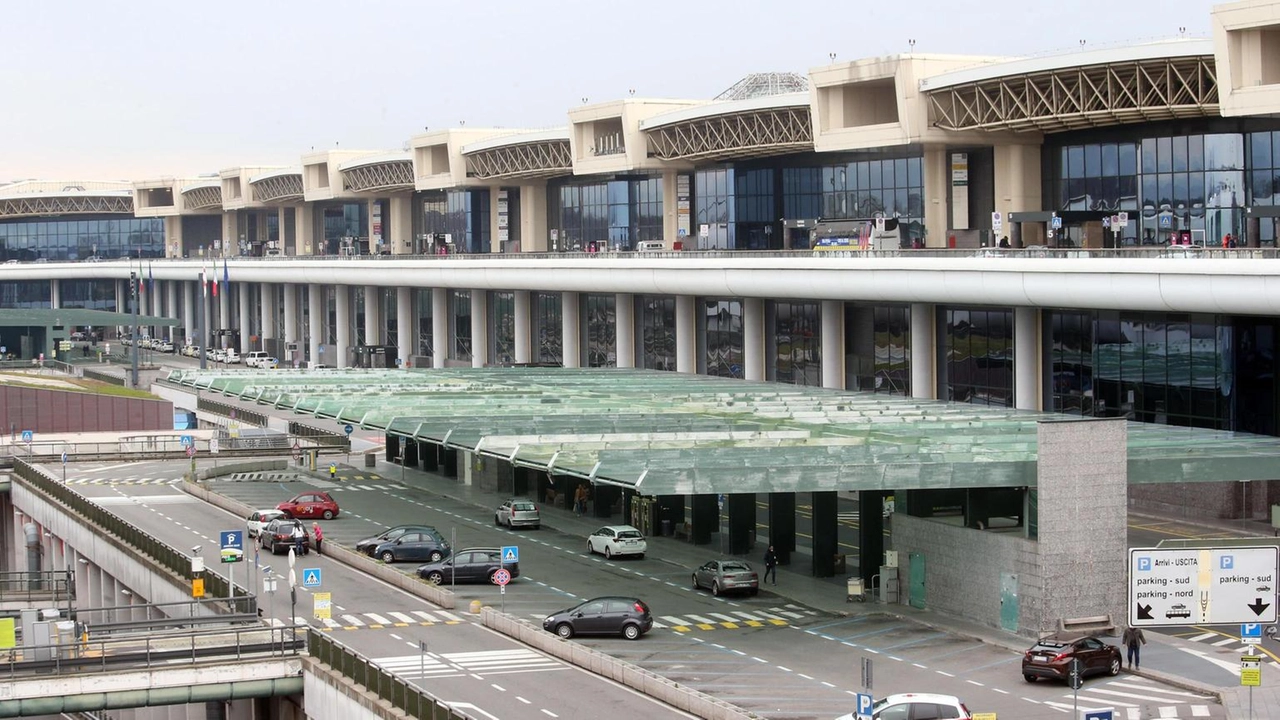 Paura tra i passeggeri, terminal 1 evacuato per precauzione
