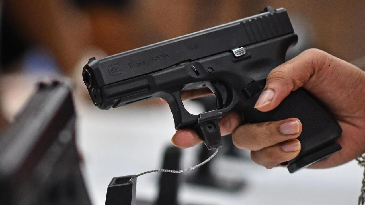 L'arma era una riproduzione di una Glock L'arma era una riproduzione di una Glock