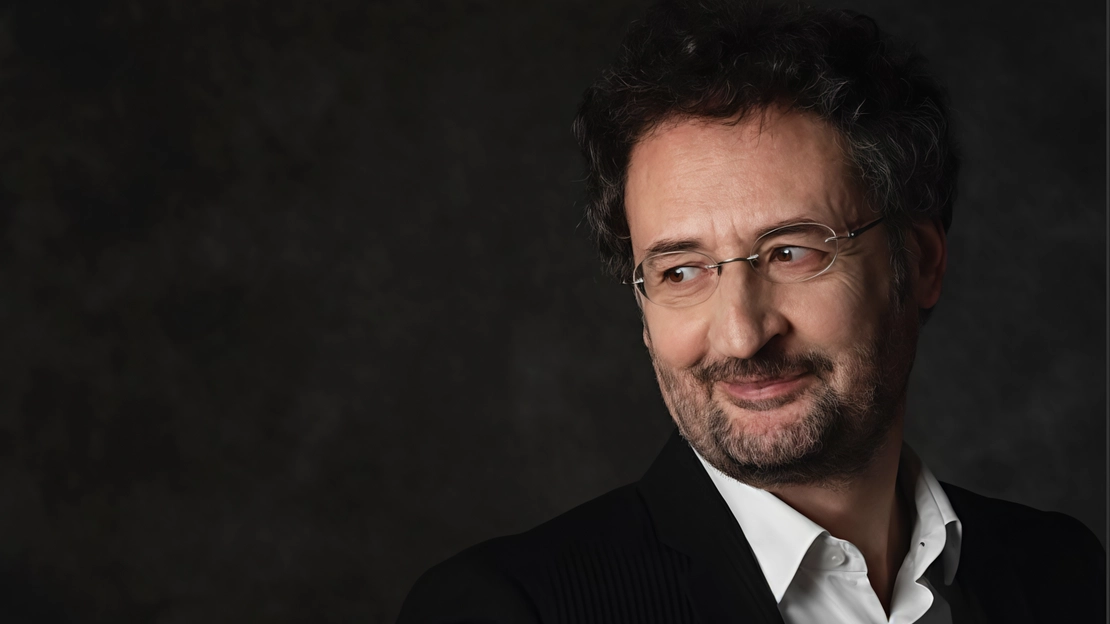 Da stasera fino al 19 settembre il maestro guida i complessi dell’Accademia Teatro alla Scala