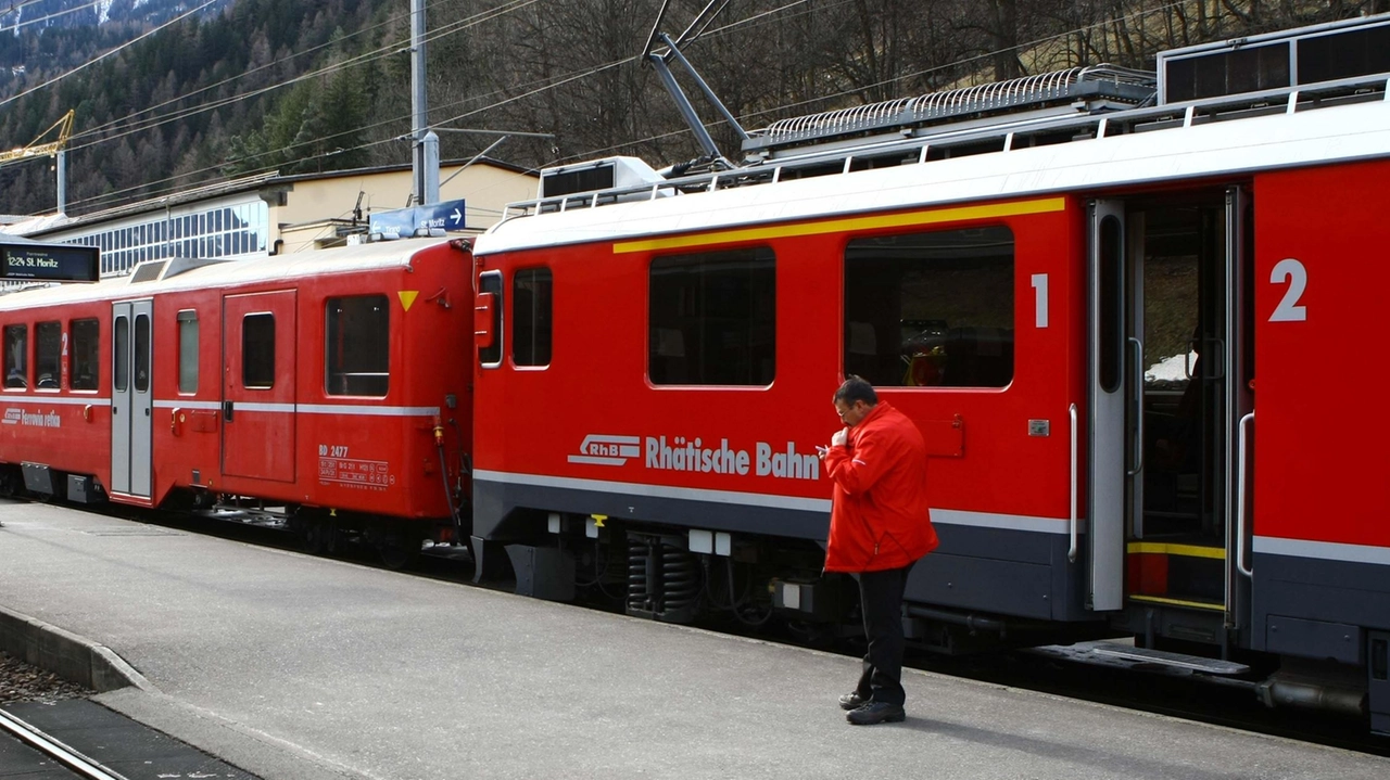 Il ragazzo ferito accanto ai binari è stato notato da un macchinista di un treno merci È ricoverato all’ospedale di Zurigo Il ragazzo ferito accanto ai binari è stato notato da un macchinista di un treno merci È ricoverato all’ospedale di Zurigo