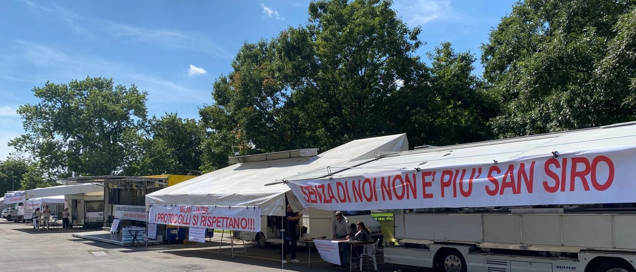 "Il nostro futuro è in bilico. Subito risposte"