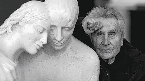 Giuliano Vangi ha insegnato dal 1963 al 1969 all’Istituto statale d’arte di Cantù