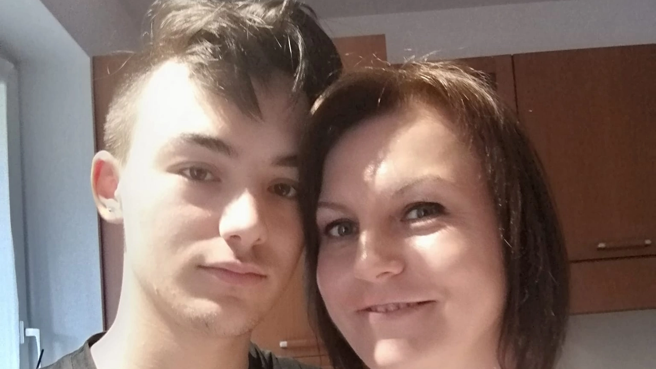Sylvia Pinska con il figlio Vito, morto in un incidente stradale Sylvia Pinska con il figlio Vito, morto in un incidente stradale