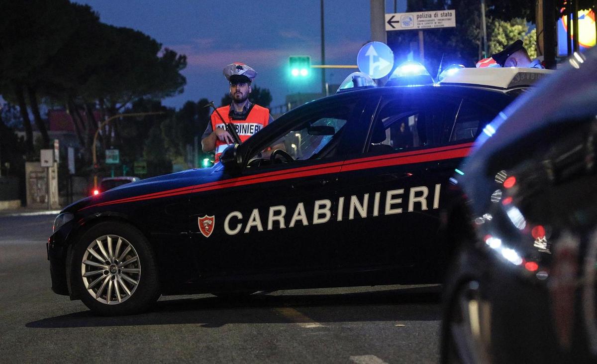 Desio, tre automobili distrutte dalle fiamme: preso il presunto piromane