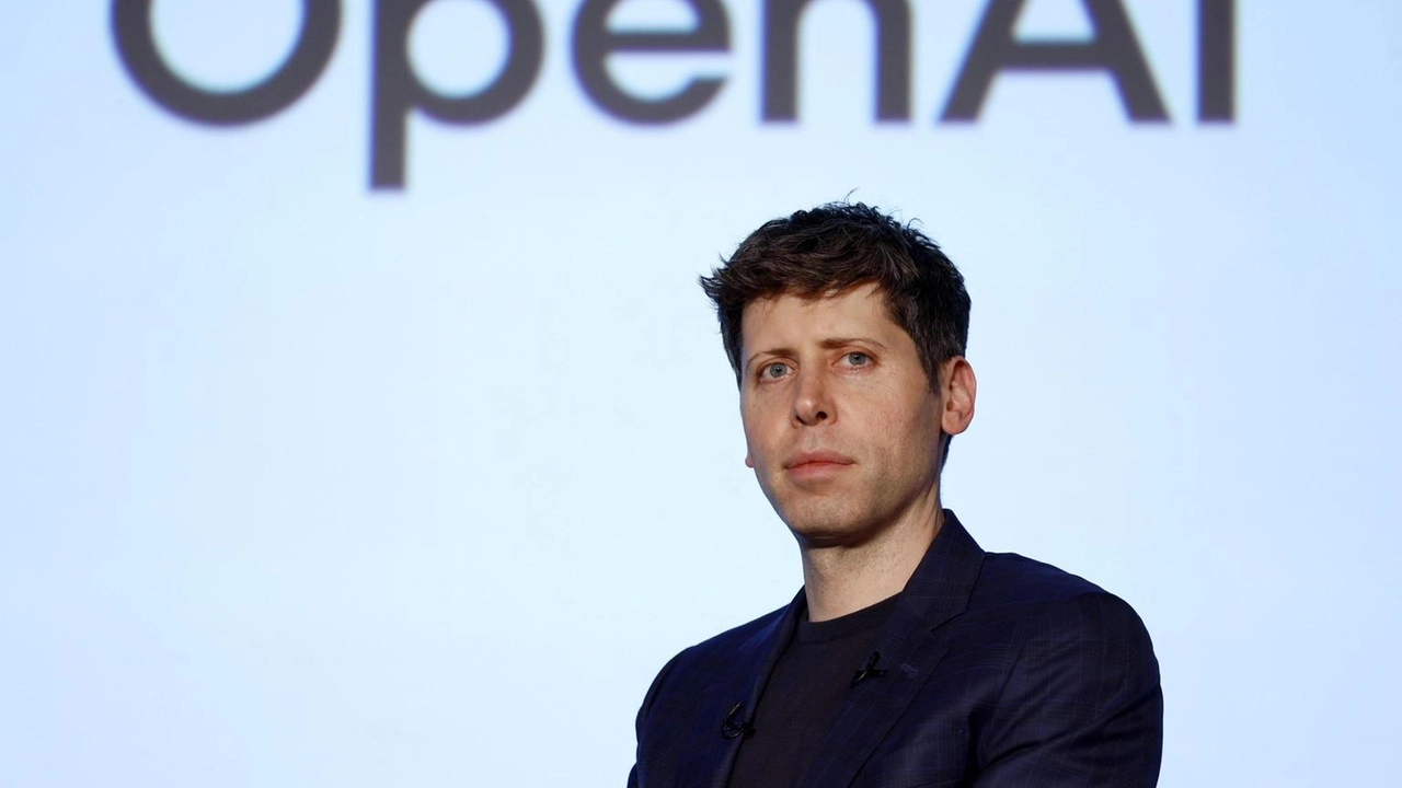 OpenAI cerca di allentare la presa di Microsoft sui suoi prodotti, valutando l'opzione di ricorso all'antitrust. OpenAI cerca di allentare la presa di Microsoft sui suoi prodotti, valutando l'opzione di ricorso all'antitrust.
