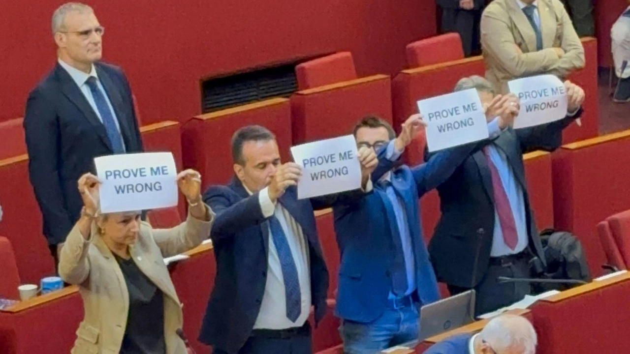Polemica contro la maggioranza che aveva bocciato la proposta